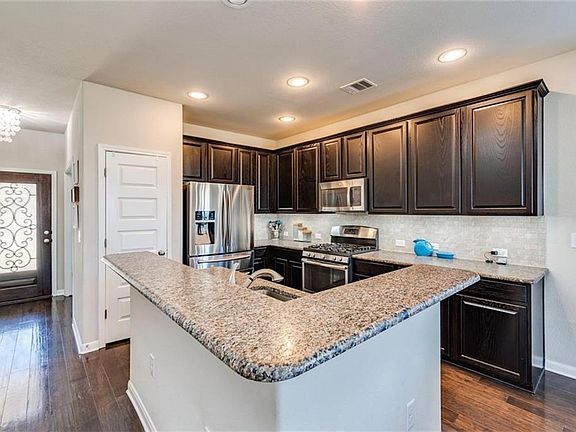 5th image of 5205 Scenic Lake Dr