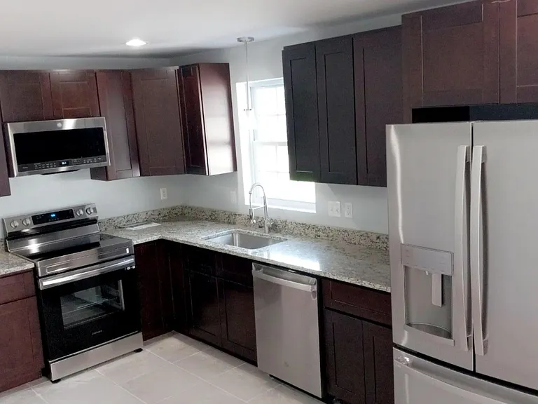 31 Benedict St #1 — Photo 4