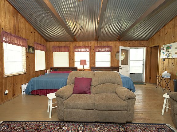 4th image of 24857 Lakeview Dr