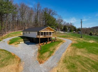 357 Jd Farm Rd, Tellico Plains, TN 37385