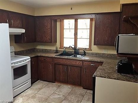 2nd image of 2851 Grandview Blvd