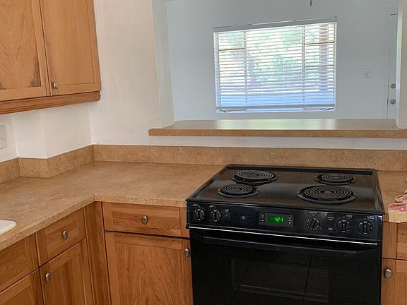 5th image of 3313 W Cherokee Ave