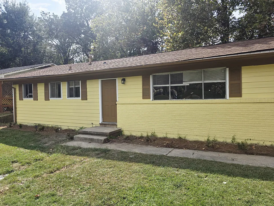 2451 Coronet Pl