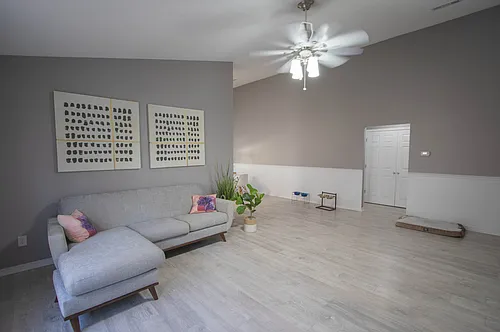 1232 Greystone Ln Photo 1