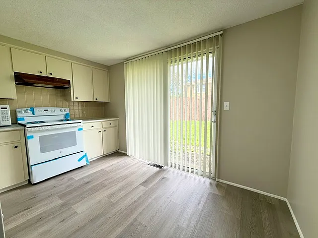 1007 Delwood Rd #1 — Photo 3