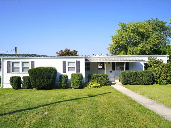 322 Williams Ave, Walnutport, PA 18088