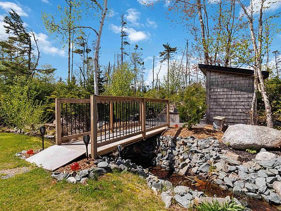 3rd image of 9279 Peggys Cove Rd