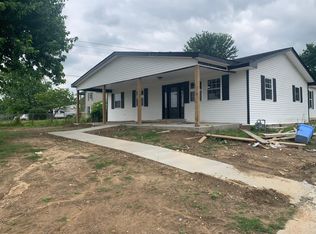 1600 Pea Ridge Rd, Irvine, KY 40336