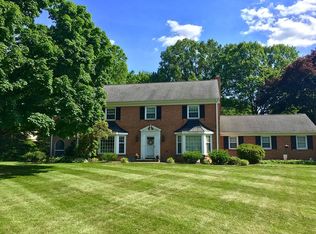 16 Perth Dr, Wilmington, DE 19803