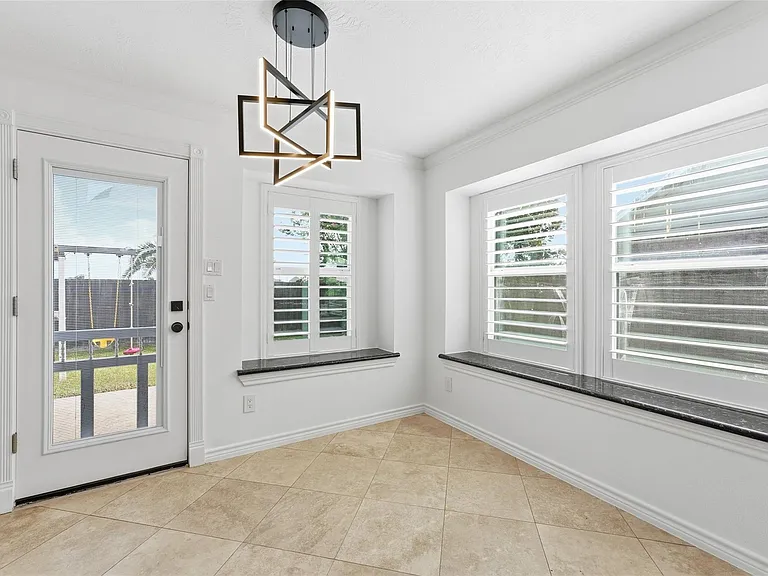 5362 Kyla Cir — Photo 23