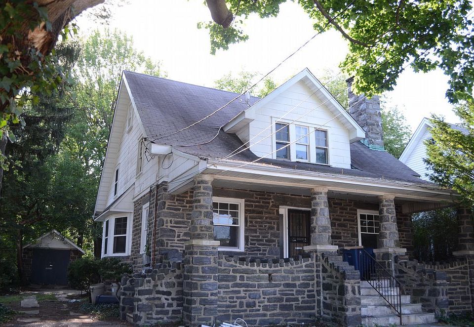 2nd image of 1224 Darby Rd