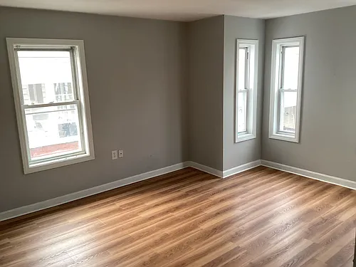 11 Rockdale Ave Photo 1
