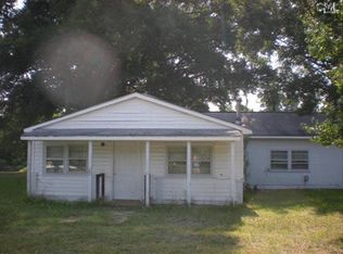 102 Winn St, Ward, SC 29166