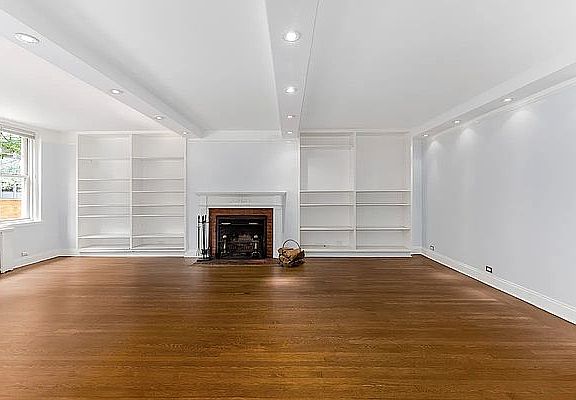 4th image of 59 W 12th St APT 2D