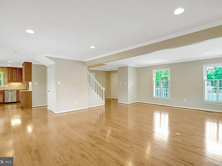 6281 Gentle Ln — Photo 22