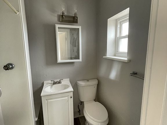 5th image of 9230 Reading Rd APT 3