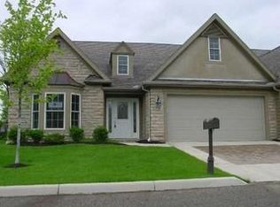 56 Brookehill Dr, Powell, OH 43065