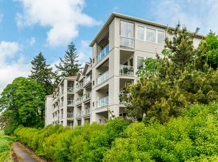 525 SE Marion St UNIT 10, Portland, OR