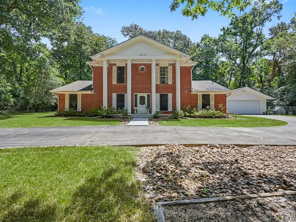 5188 Old Castle Way, Conroe, TX 77304