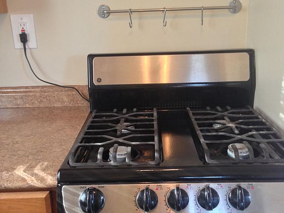 Gas stove