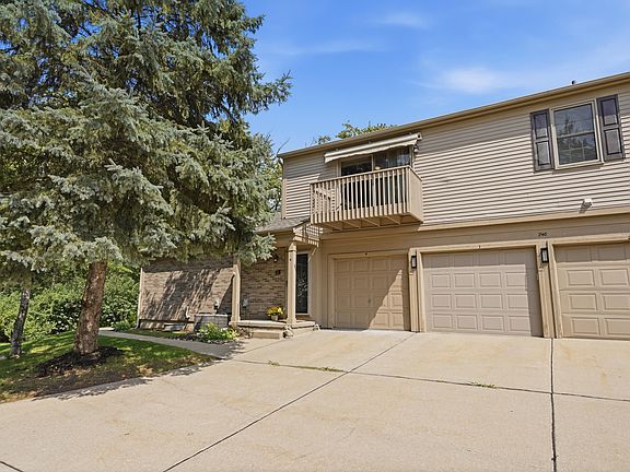 2nd image of 240 Pine Tree Ridge Dr Unit 4