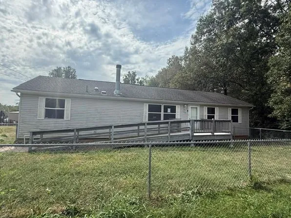 6176 Sunset Dr, Cedar Hill, MO 63016