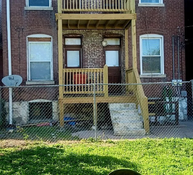 4460 Holly Ave — Photo 17