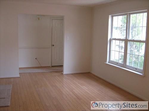 2nd image of 851 Park Place Dr