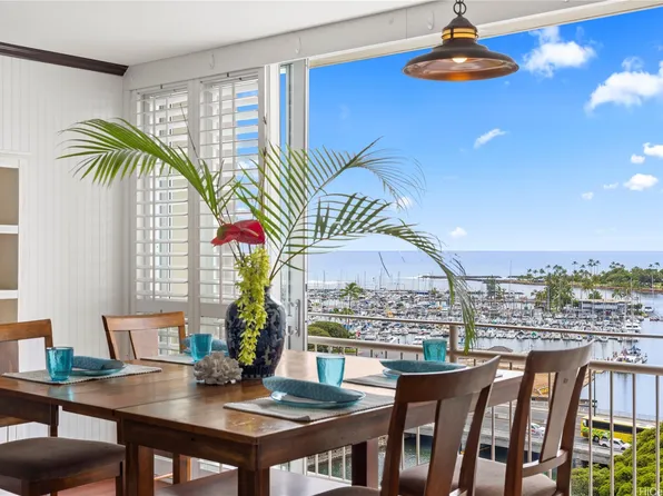419A Atkinson Dr APT 1406, Honolulu, HI 96814