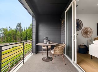 12201 137th Pl NE Building 25-102, Redmond, WA 98052