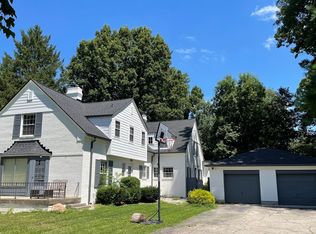 6209 Riverview Dr, Indianapolis, IN 46260