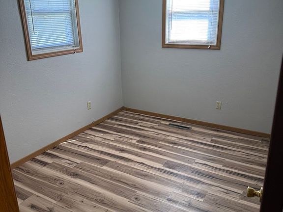 2nd image of 804 20th St NW #2