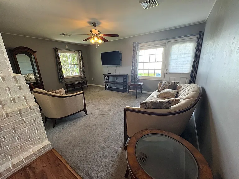 26 Copper Beech Ln — Photo 6