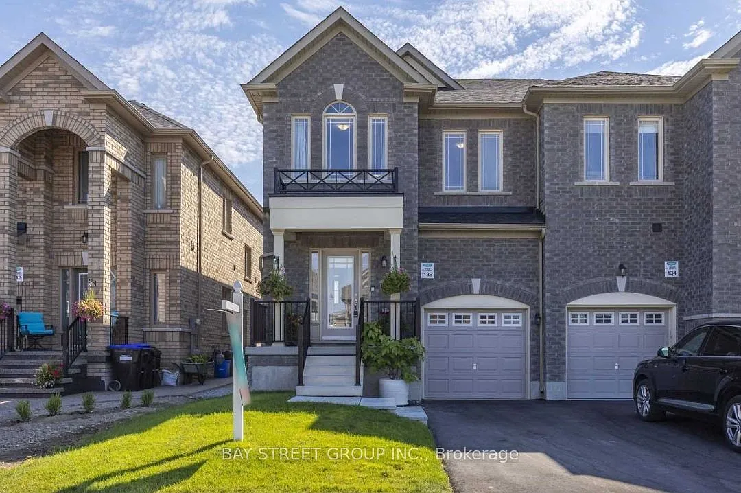 2 bed, $1,750 — Photo 1