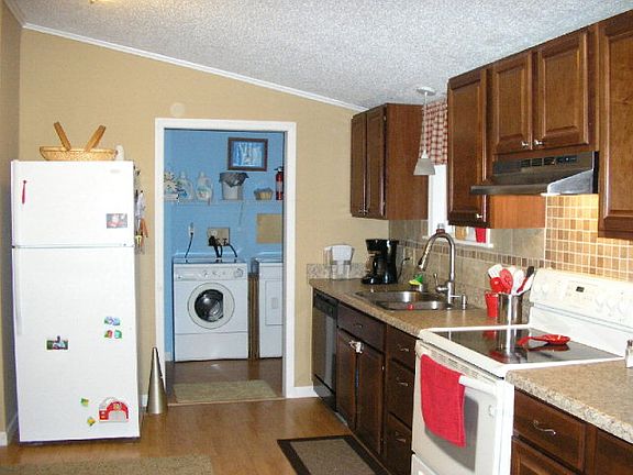 5th image of 171 Lail Dr