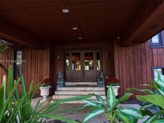 5th image of 15425 SW 268th St