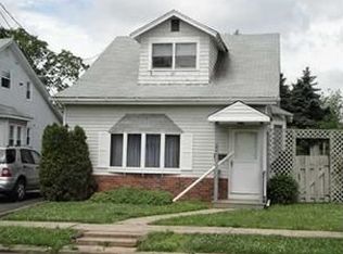 144 Highland Ave, Edison, NJ 08817