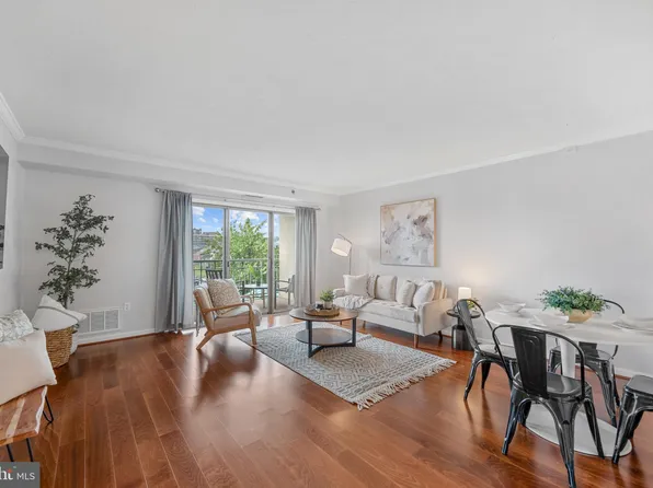 545 E Braddock Rd APT 302, Alexandria, VA 22314