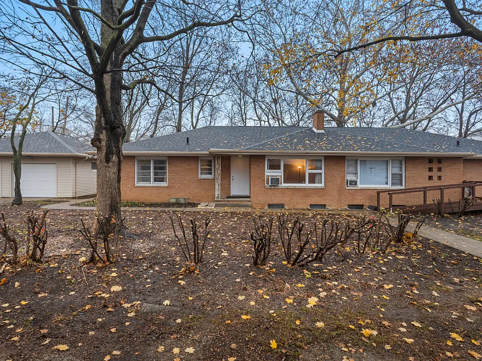 1322 Alms Dr