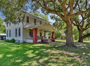 803 Holland St, Navasota, TX 77868
