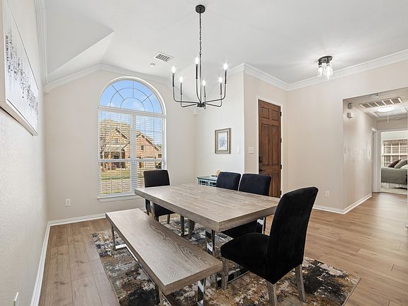 3rd image of 7410 Handen Dr