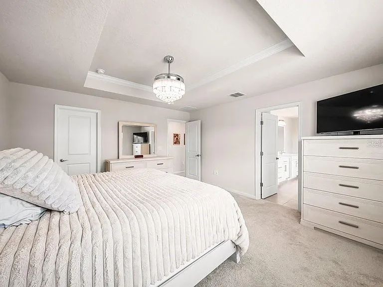 181 Tower Ct — Photo 22