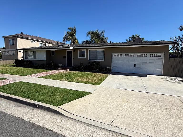 2208 Florida St — Photo 1