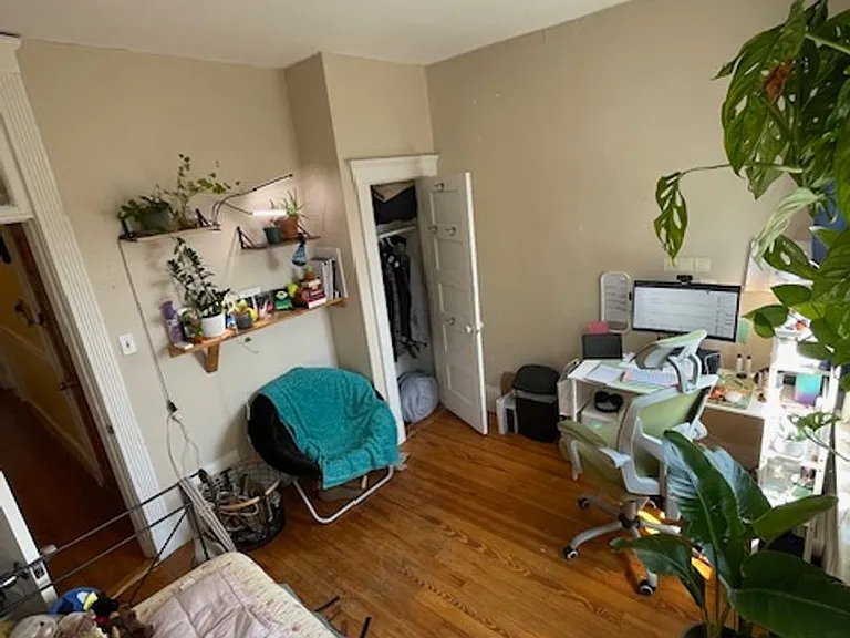 4 Litchfield St #2 — Photo 13
