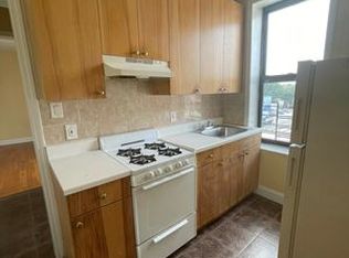 34-15 Steinway Ave #402, Long Island City, NY 11101