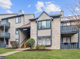 5120 Aberdeen Dr, Mount Laurel, NJ 08054