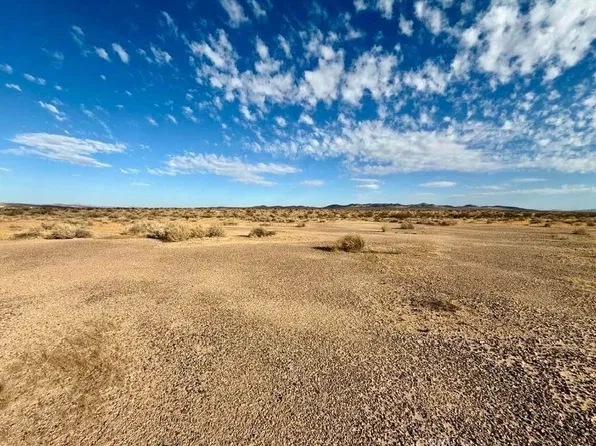0 Unknown 496 83 #19, Hinkley, CA 92347