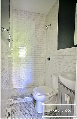 Rented by Grand & Co. | media 12