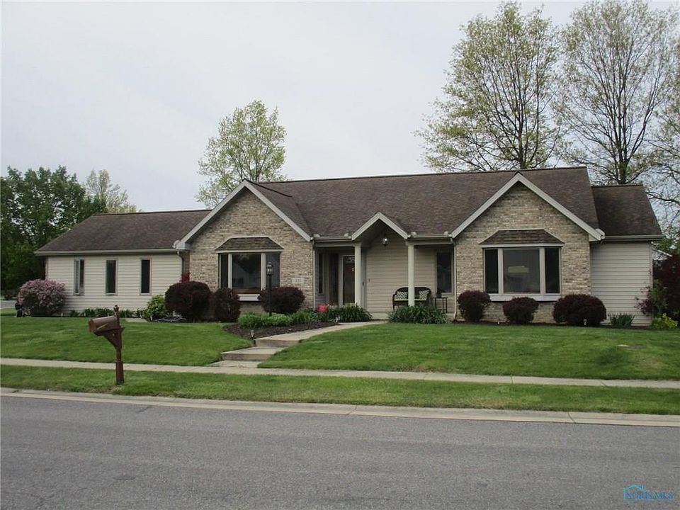 1st image of 351 W Sherwood Dr