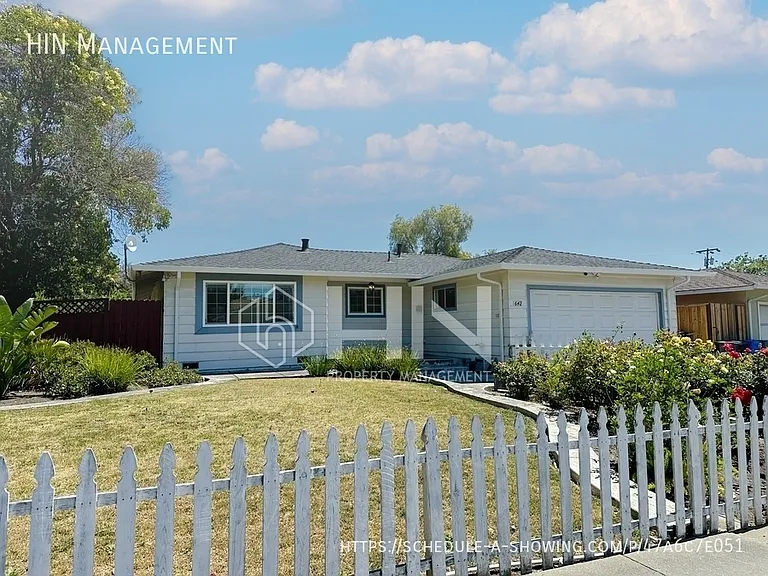 642 Vesper Ave #- — Photo 2
